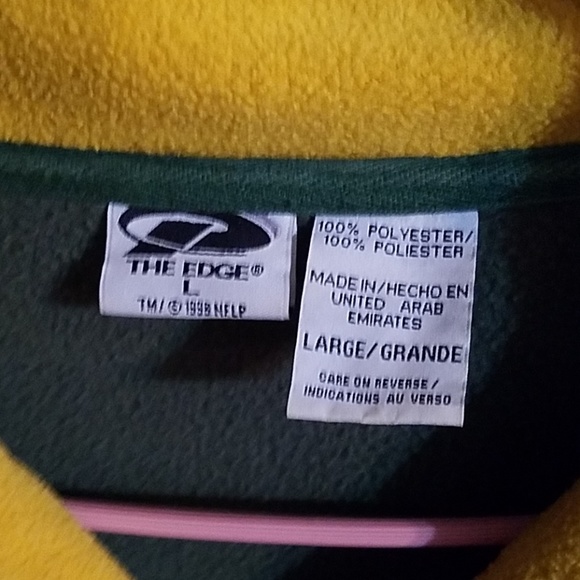 Fleece - Picture 2 of 3